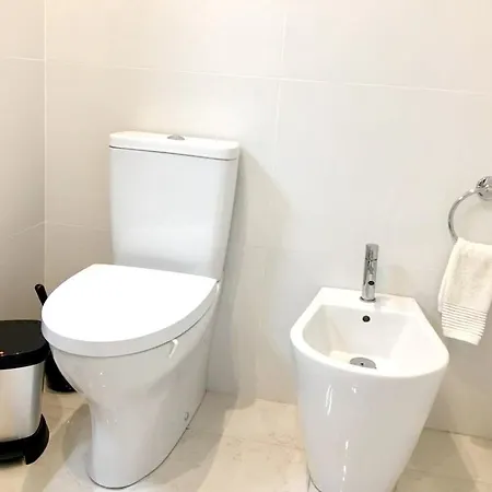 Modern In Funchal, Near Centre, 80m² * 丰沙尔