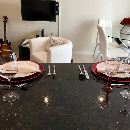 Apartament Modern In Funchal, Near Centre, 80m²