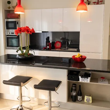 Modern In Funchal, Near Centre, 80m² *