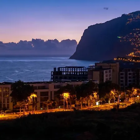 Apartment Modern In Funchal, Near Centre, 80m²