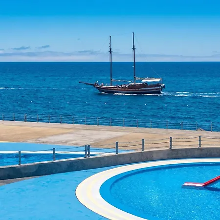 Apartment Modern In Funchal, Near Centre, 80m²