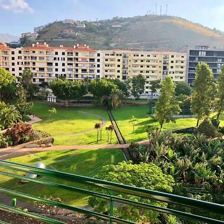Apartament Modern In Funchal, Near Centre, 80m² *