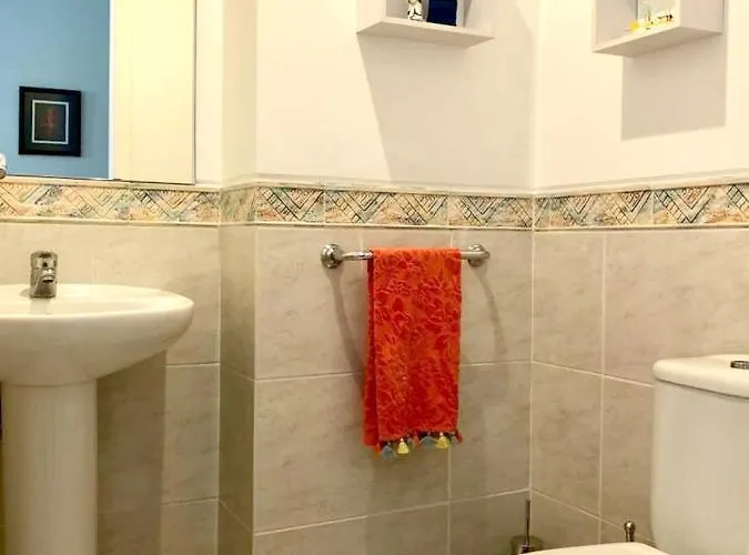 Modern In Funchal, Near Centre, 80m² Apartamento Funchal (Madeira)