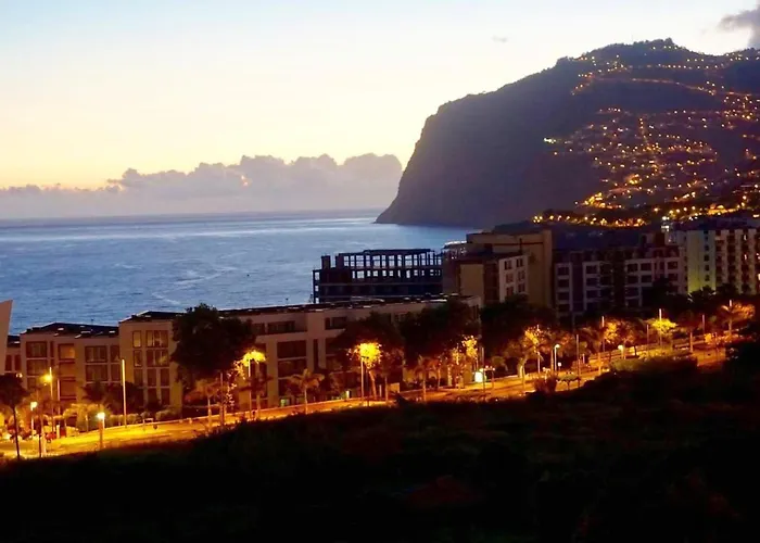 Modern In Funchal, Near Centre, 80m² Funchal (Madeira)