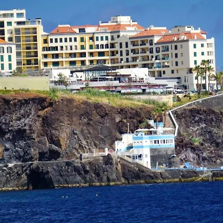 Διαμέρισμα Modern In Funchal, Near Centre, 80m² Φουνκάλ