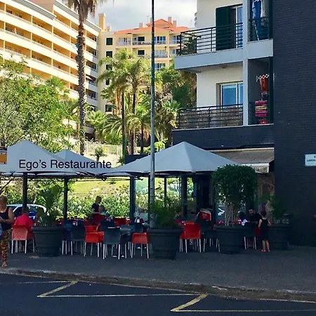 Modern In Funchal, Near Centre, 80m² * Φουνκάλ